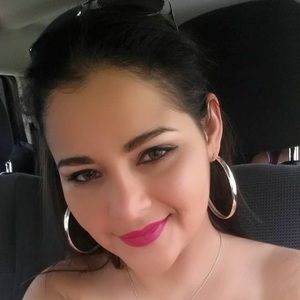 Meet your Posher, Lucila